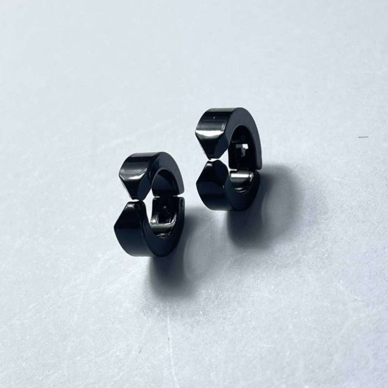 BLACK CLIP EARRINGS – 120 PAIRS
